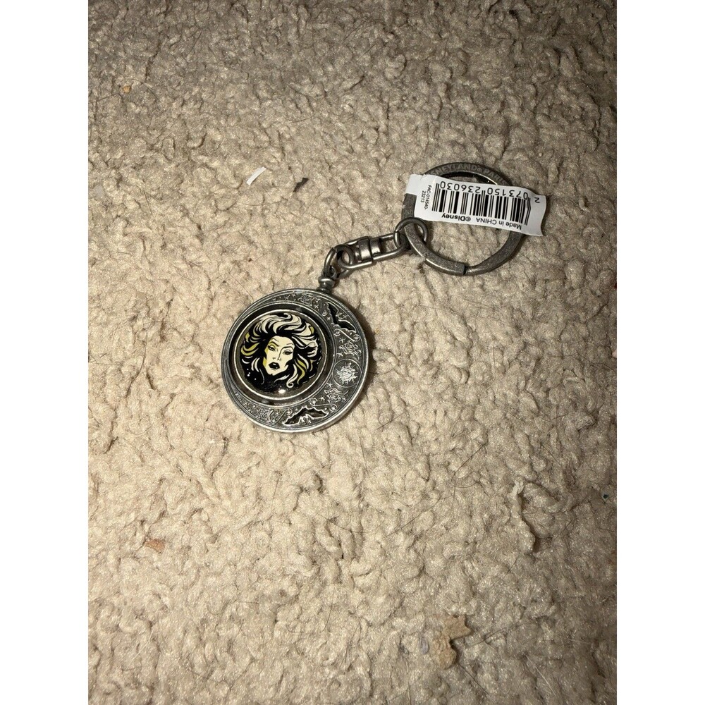 Keychain Disneyland Paris Spinner Madame Leota Phantom Manor Clip